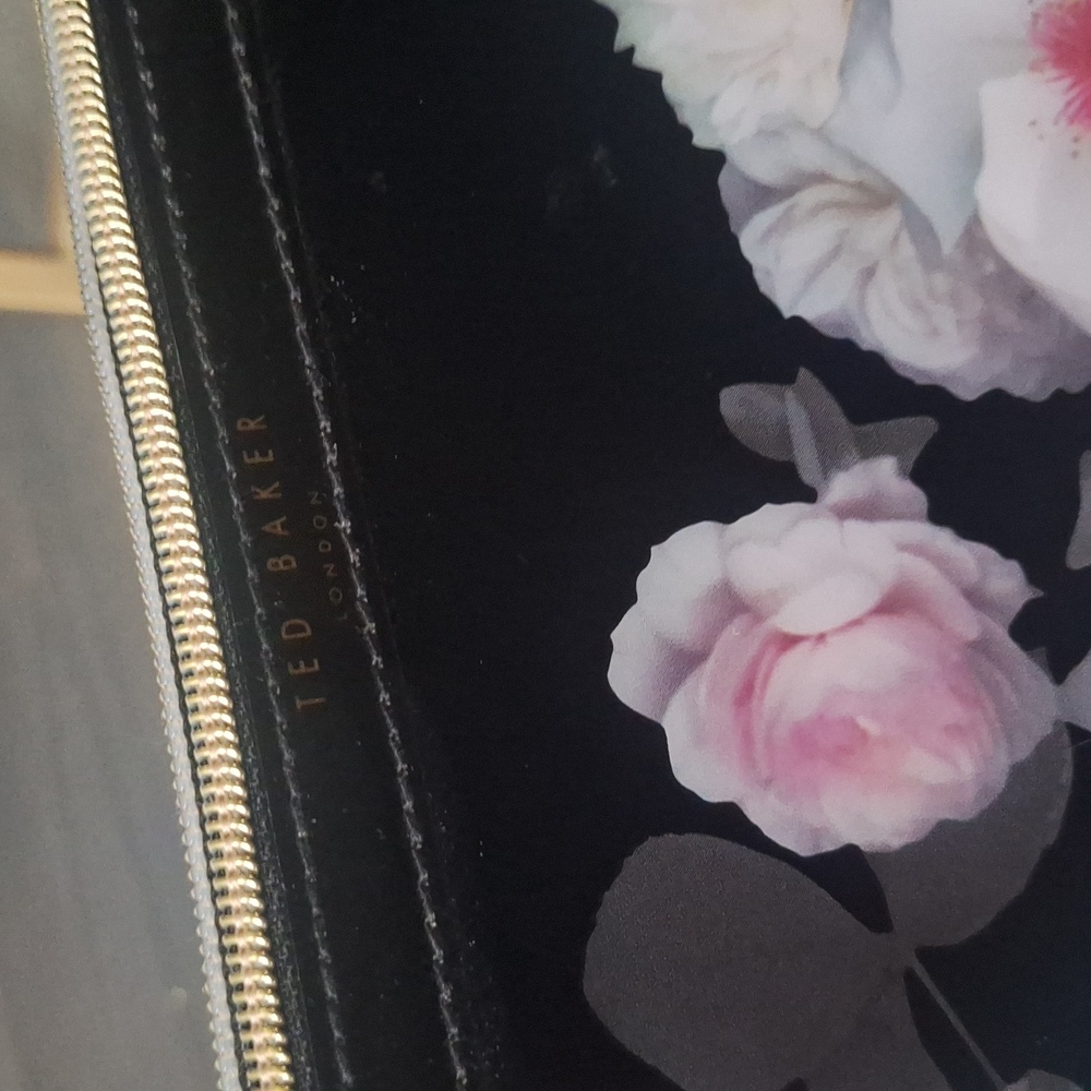 Ted Baker London Black Floral Make Up Bag - Picture 2 of 11